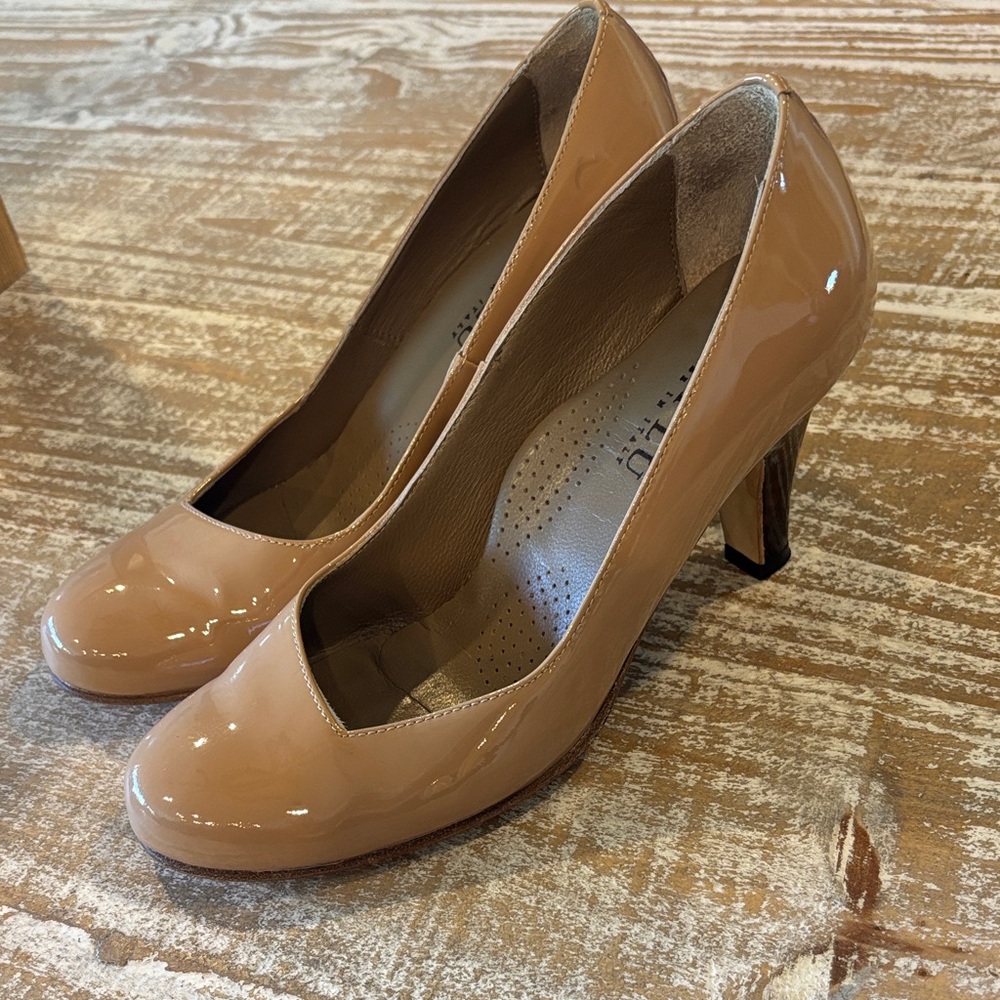 Anyi Lu Patent Leather Tan and Tortoise Heels